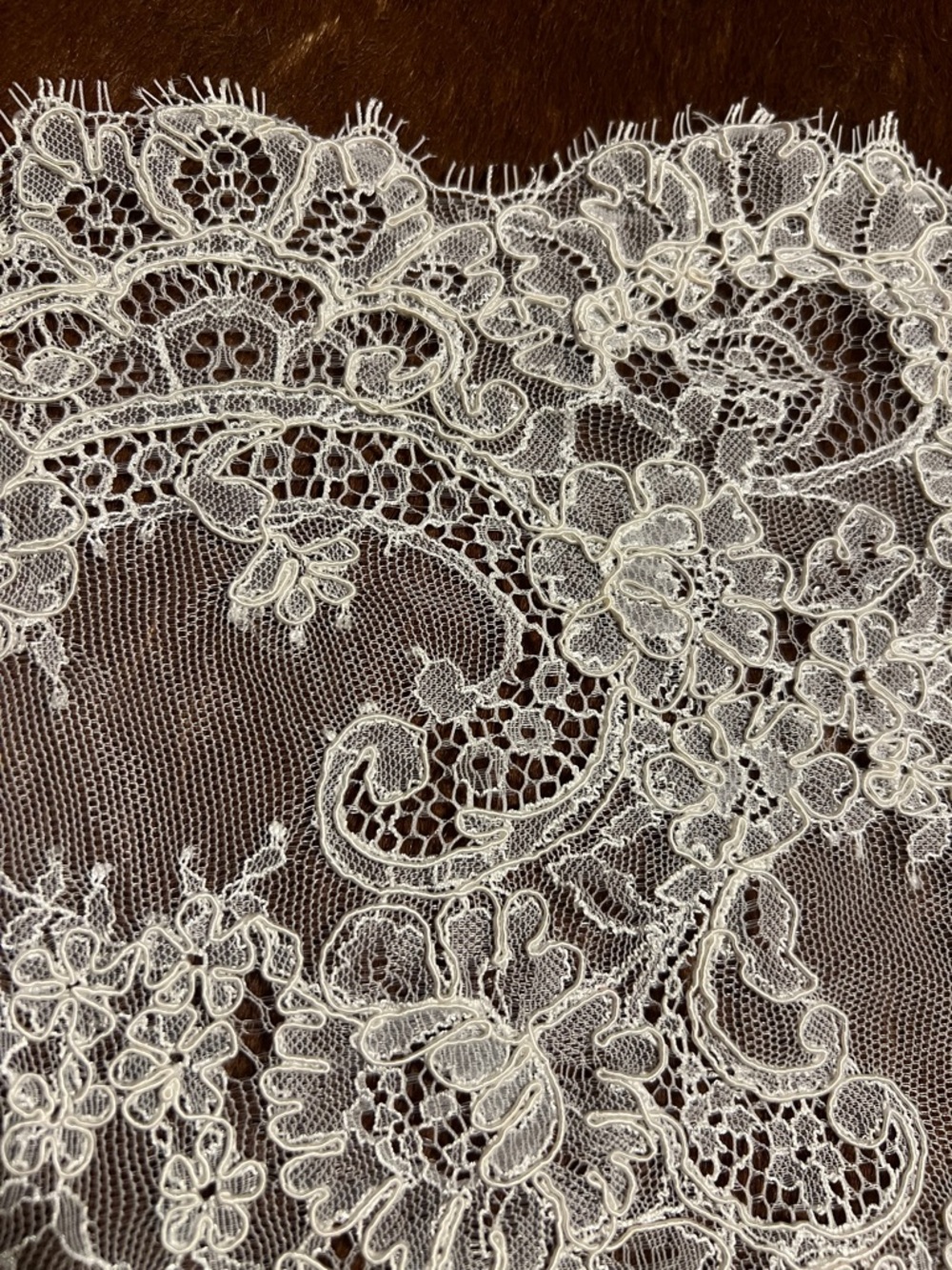 Delicate Ivory Floral Lace trim